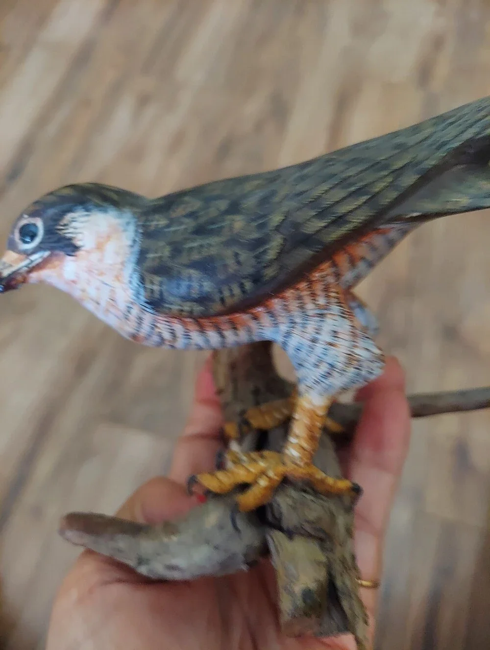 Peregrine Falcon Hand Carved And Painted Glass Eyes Setting On Drift Wood 4.5x6